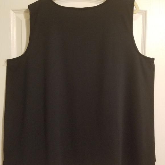 Catherine's Tanks 3X - Picture 6 of 7